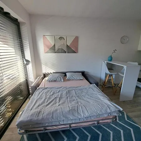 Apartment Modern In Location