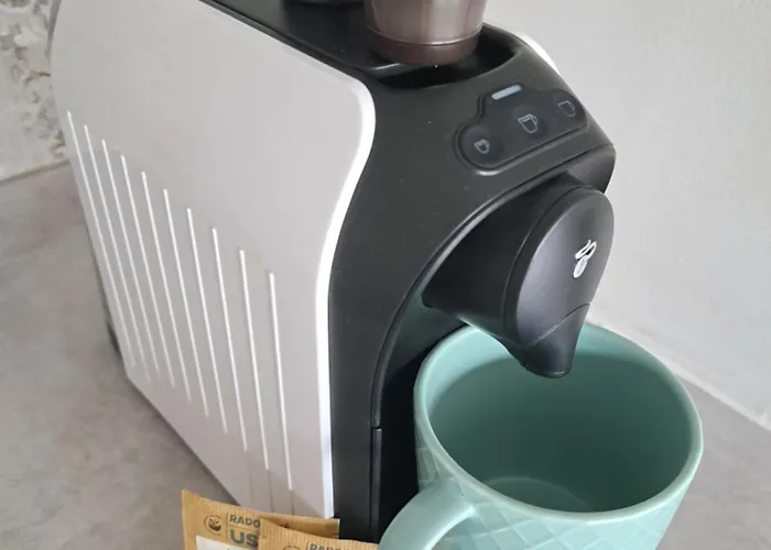 Modern In Location شقة *